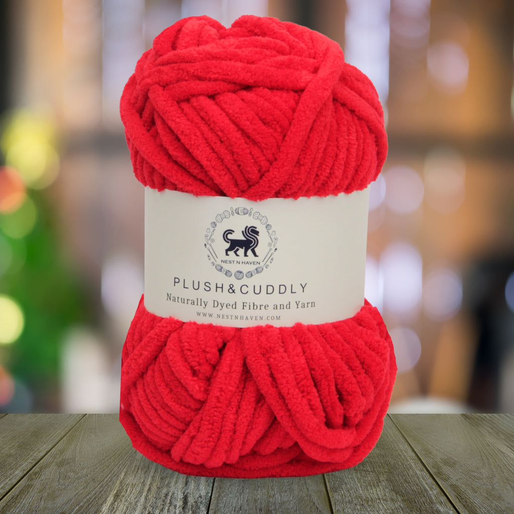 Plush and Cuddly Yarn (100 gram) - Red