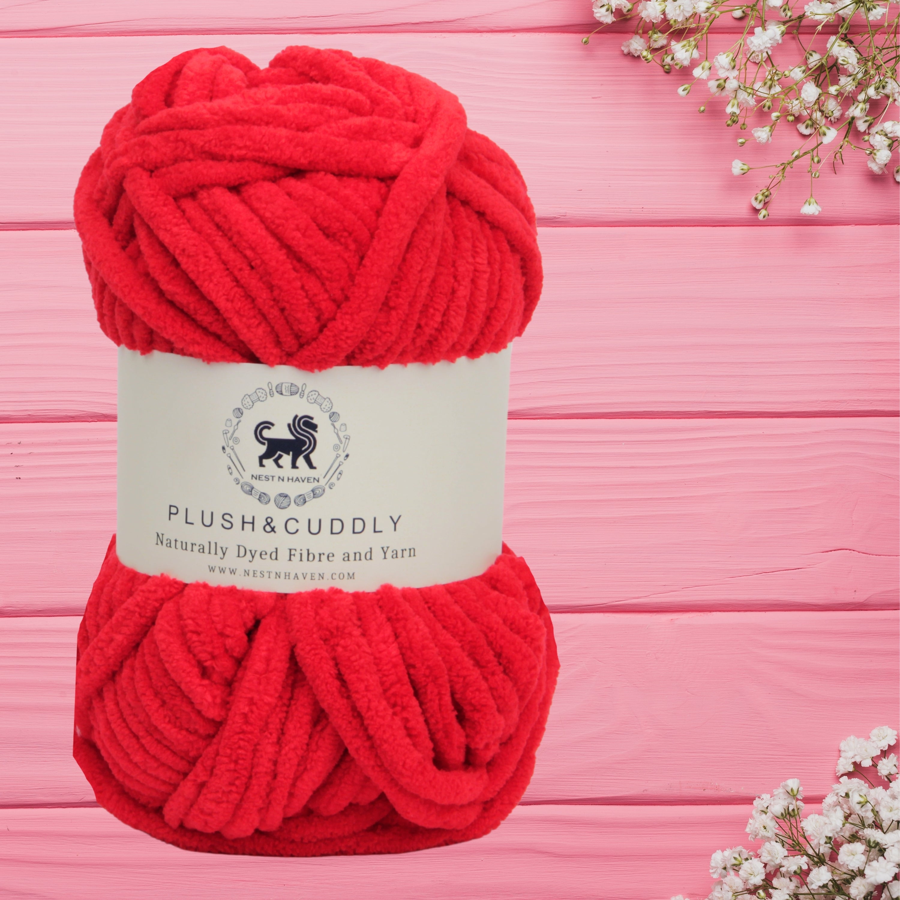 Plush and Cuddly Yarn (100 gram) - Red