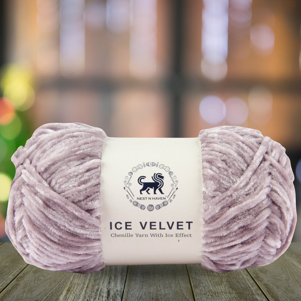 Ice Velvet Yarn, Chenille Supersoft Hand Knitting yarn Ball: (100 Gram) Gray