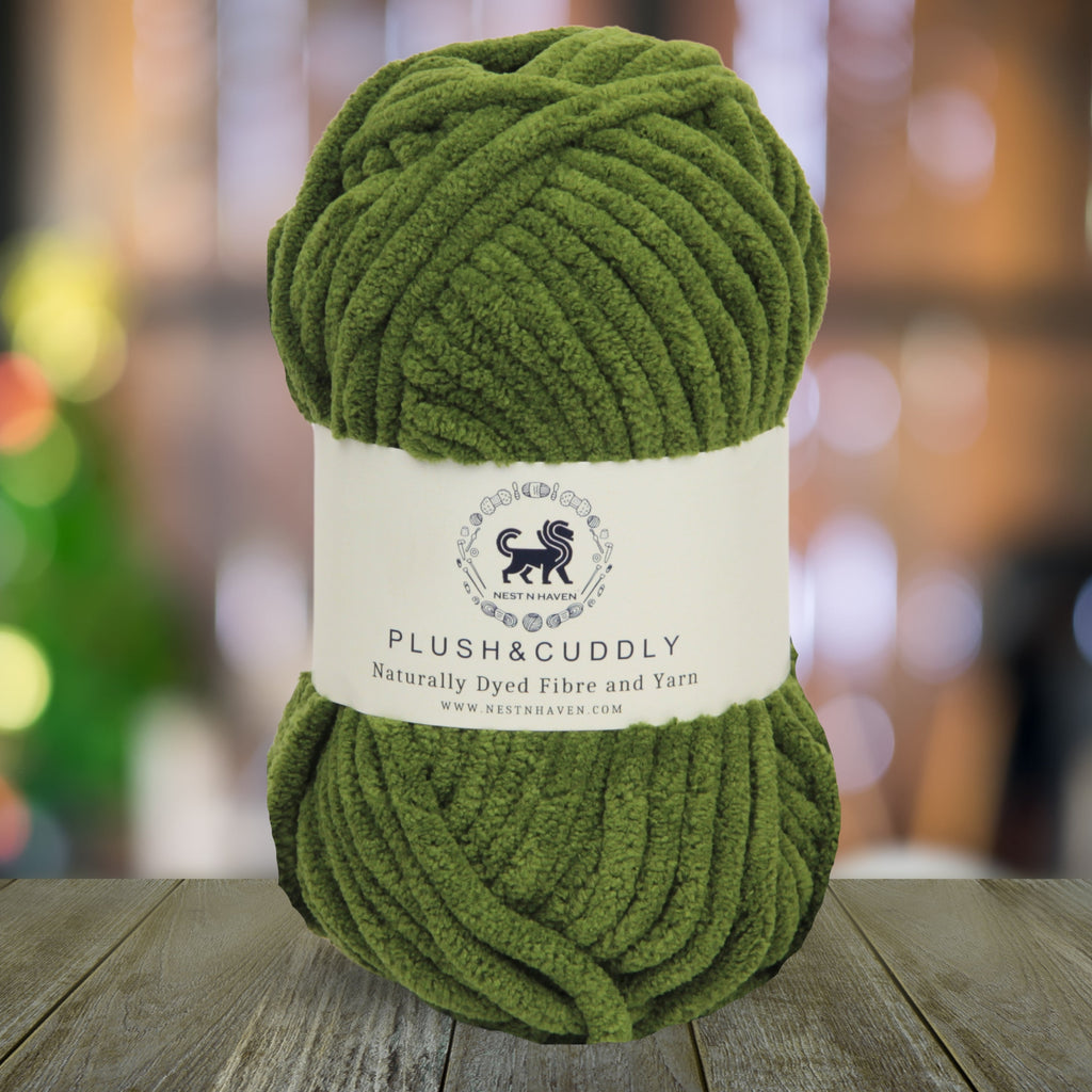 Plush and Cuddly Yarn (100 gram) - Military Green
