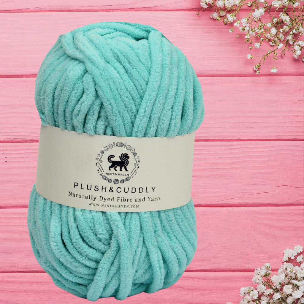 Plush and Cuddly Yarn (100 gram) - Turquoise