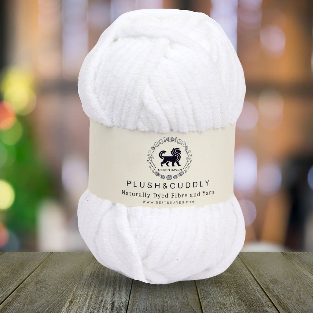 Plush and Cuddly Yarn (100 gram) - White